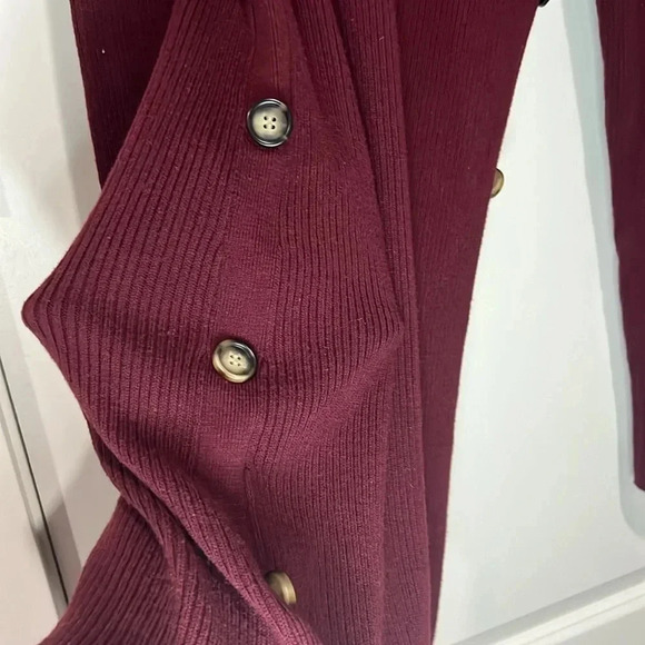 Lulus Sweater Dress EUC - Picture 6 of 8